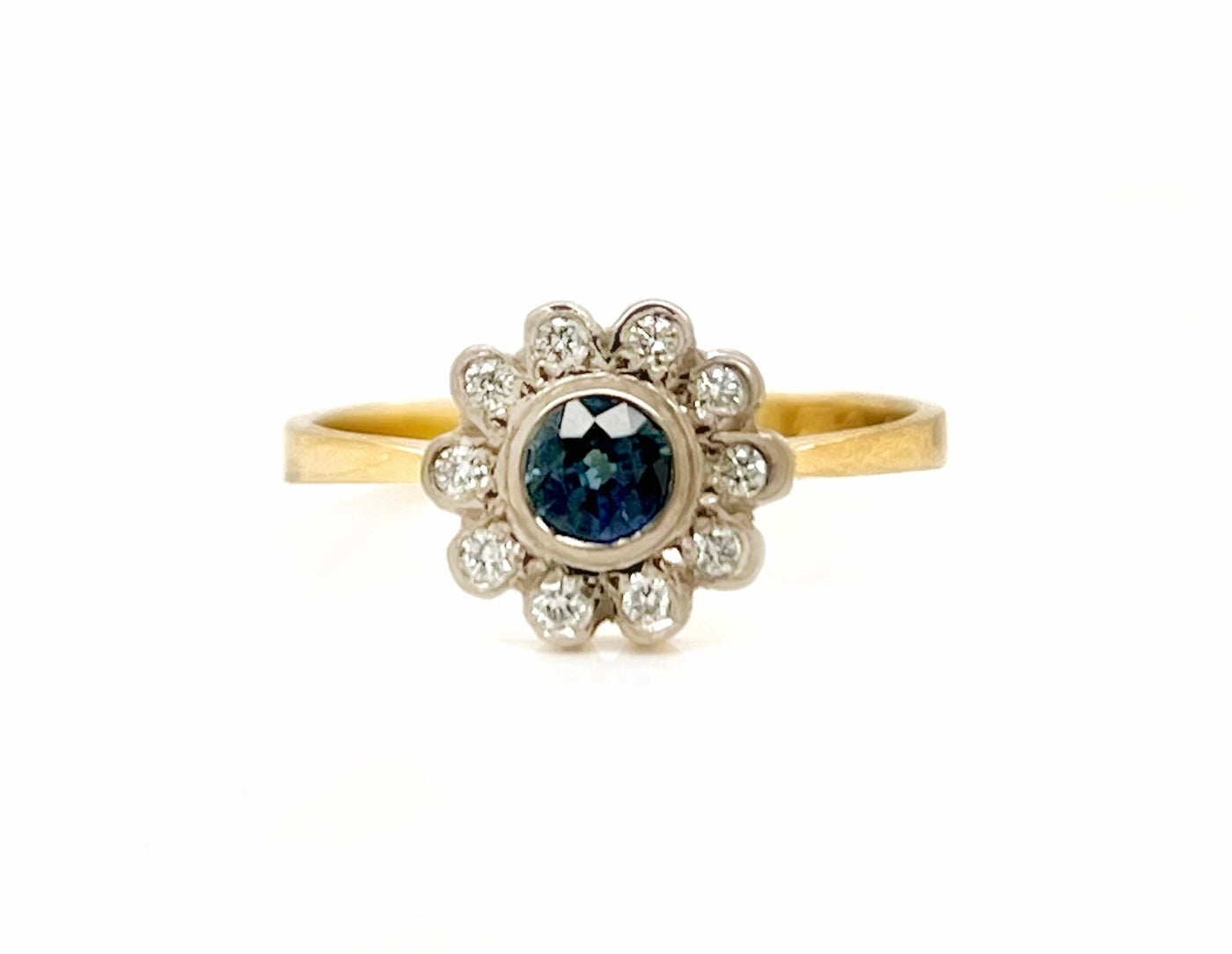 Tassie Sapphire Flower Ring