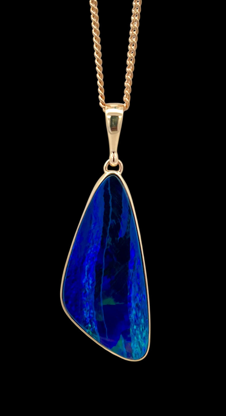 Free Form Linear pattern pendant
