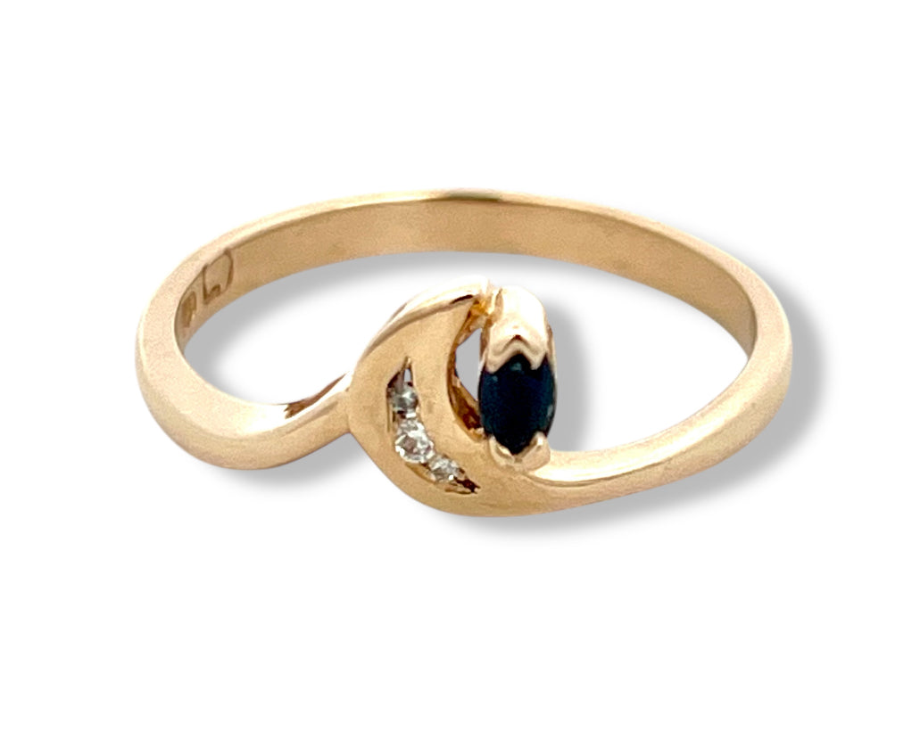 Sapphire & Diamond Ring