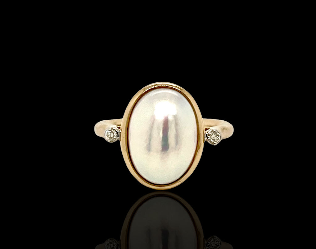 Mabe Pearl & Diamond Ring