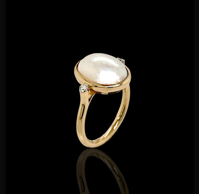 Mabe Pearl & Diamond Ring