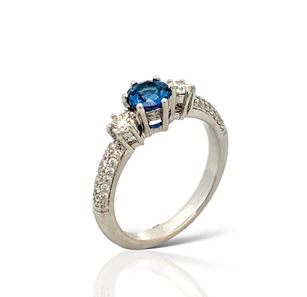 Ceylon Sapphire & Diamond Ring