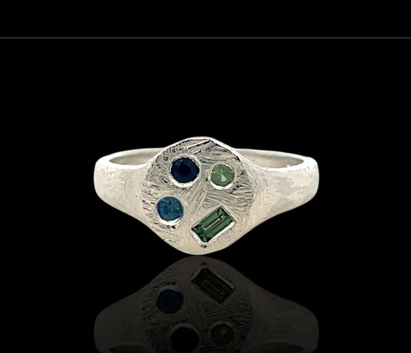 Tassie Sapphire signet ring